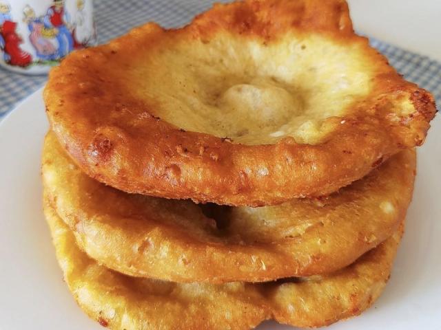 Hochgeladen von: Balkanessin Hochgeladen von: Balkanessin