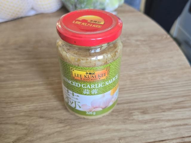 Minced Garlic Sauce von sweetspell | Hochgeladen von: sweetspell Minced Garlic Sauce von sweetspell | Hochgeladen von: sweetspell