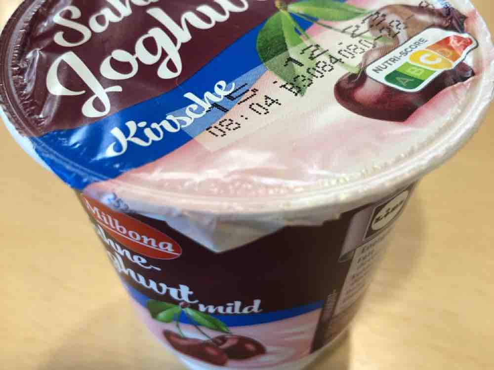 Sahnejoghurt mild (Kirsche), 16% Kirschzubereitung, 10% Fett im  | Hochgeladen von: Rummel