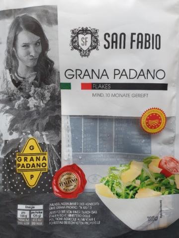 Gran Padano, Flakes by Becca92 | Uploaded by: Becca92