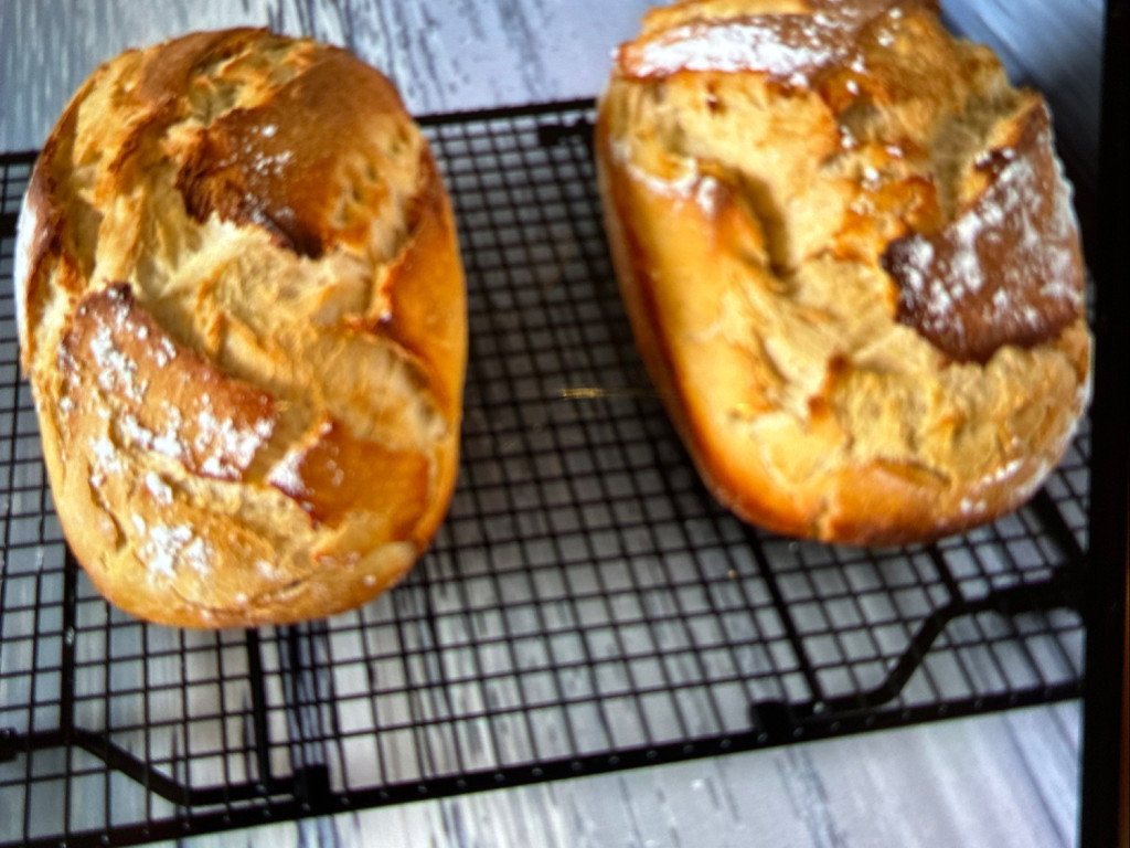 Dinkel-Buttermilch-Brot von Hotte1205 | Hochgeladen von: Hotte1205 Dinkel-Buttermilch-Brot von Hotte1205 | Hochgeladen von: Hotte1205