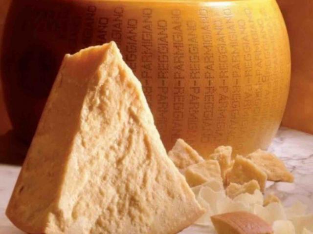 parmigiano reggiano by alexghid | Hochgeladen von: alexghid