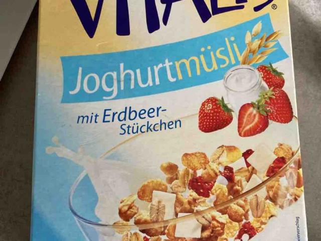 Müsli, Joghurt by PoppN11 | Uploaded by: PoppN11