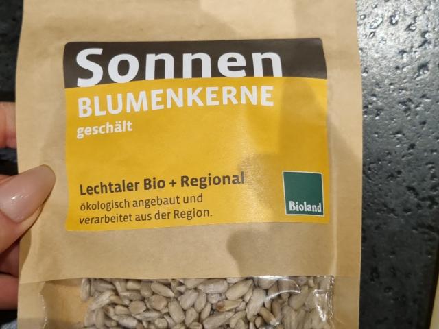 Hochgeladen von: Anni2025 Hochgeladen von: Anni2025