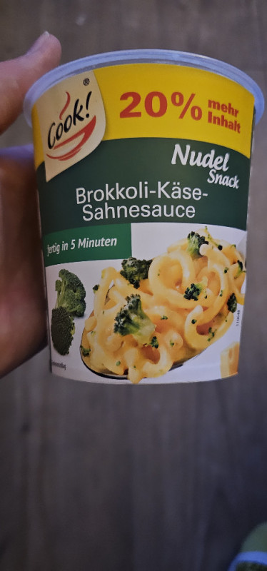 Nudel Snack (Brokkoli-Käse-Sahnesoße) von Seelenqueen | Hochgeladen von: Seelenqueen