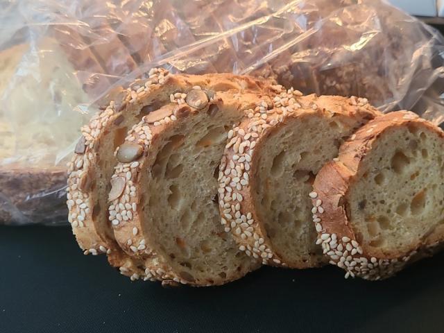 Hochgeladen von: Tidis Hochgeladen von: Tidis