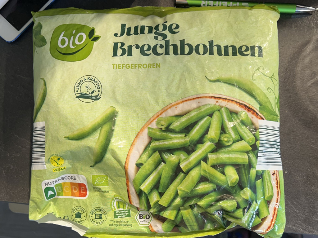 Hochgeladen von: SimmiSchilli Hochgeladen von: SimmiSchilli