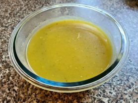 Gelbe Zucchini-Cremesuppe | Hochgeladen von: Kautzinger