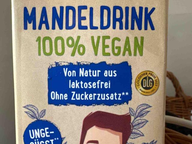 Mandel Drink 100% Vegan by BaharehCheraghi | Uploaded by: BaharehCheraghi