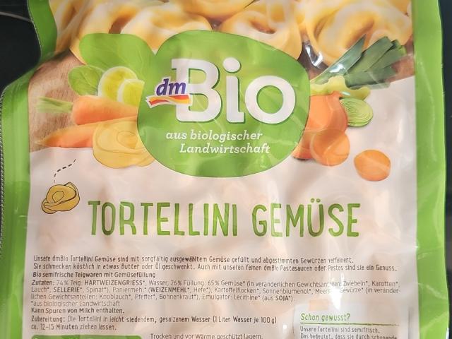 Hochgeladen von: nicolassparks Hochgeladen von: nicolassparks