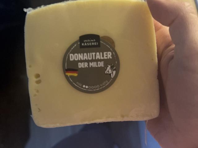 Hochgeladen von: thaliaamariie Hochgeladen von: thaliaamariie