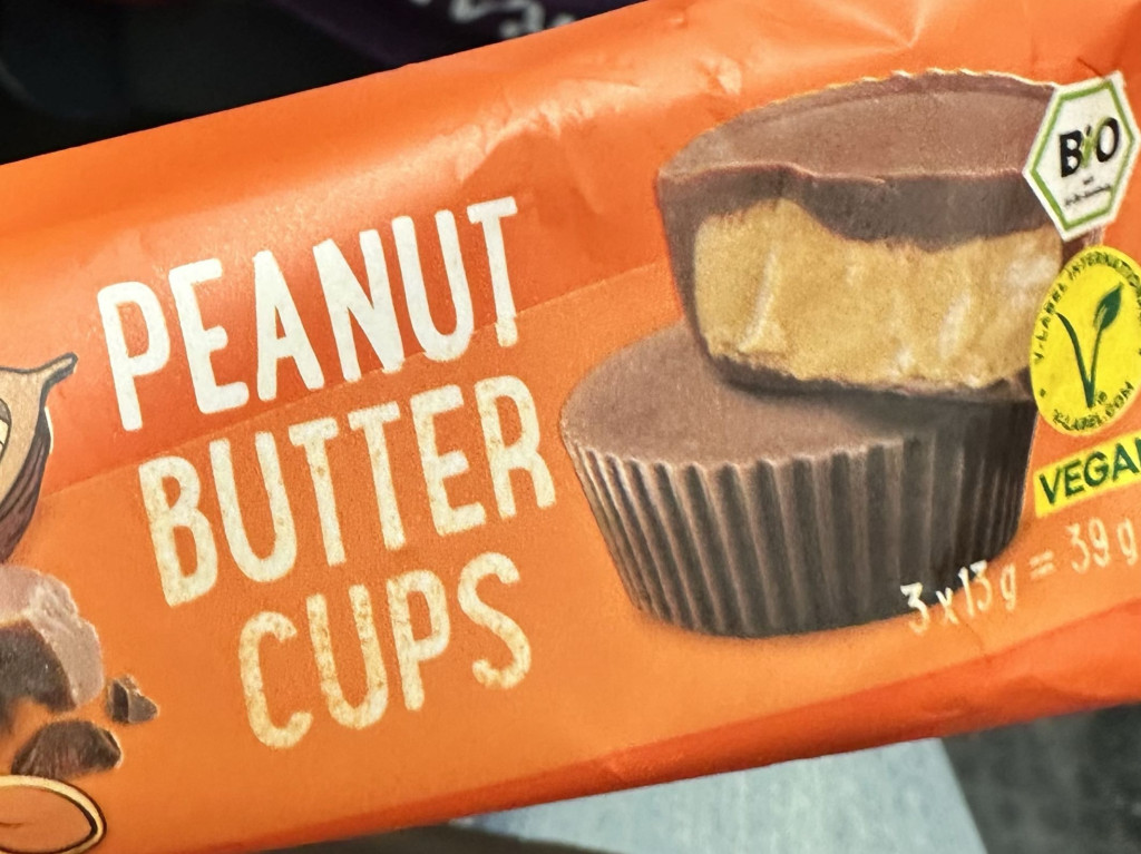 Peanut butter cups by Daniella444 | Hochgeladen von: Daniella444