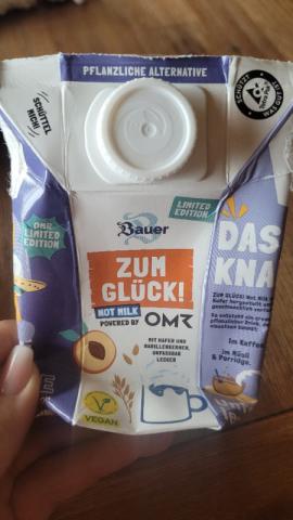 Zum Glück not Milk, Hafer und Marillenkern von TheDaytoDayBalanc | Hochgeladen von: TheDaytoDayBalance