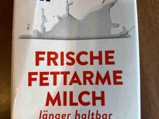 Frische fettarme Milch, 1,5% Fett by cstock | Uploaded by: cstock