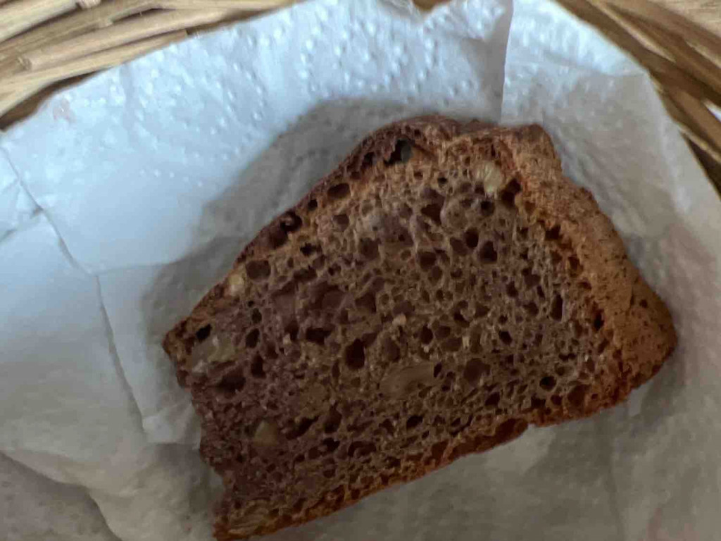 Vollkornbrot(Weizen, Roggen, Walnuss), Buttermilch von djoKark | Hochgeladen von: djoKark