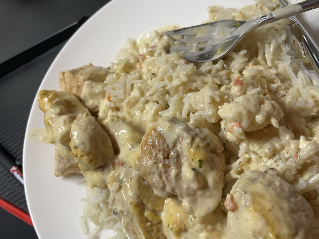 Hochgeladen von: bowssr