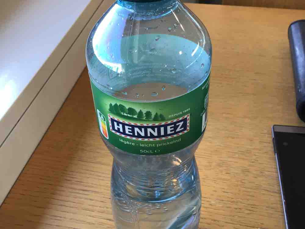 Mineralwasser Henniez, Kohlensäure von proband006 | Hochgeladen von: proband006