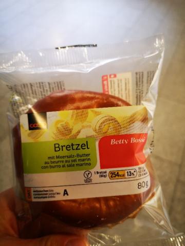 Bretzel, mit Meersalz-Butter von scout.bosshard | Hochgeladen von: scout.bosshard