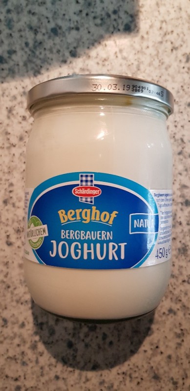 Berghof Joghurt Natur, natürlicher Fettgehalt von martinapachler | Hochgeladen von: martinapachler419
