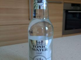 Tonic Water, light | Hochgeladen von: sonny.caps