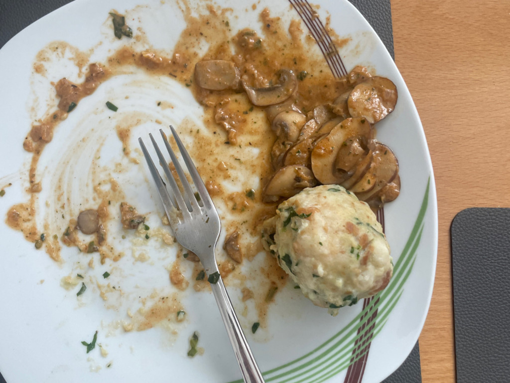 Knödel von Begaan | Hochgeladen von: Begaan Knödel von Begaan | Hochgeladen von: Begaan
