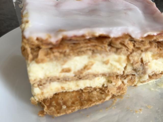 Cremeschnitte, Blätterteig, Zuckerglasur von Zurzine | Hochgeladen von: Zurzine Cremeschnitte, Blätterteig, Zuckerglasur von Zurzine | Hochgeladen von: Zurzine