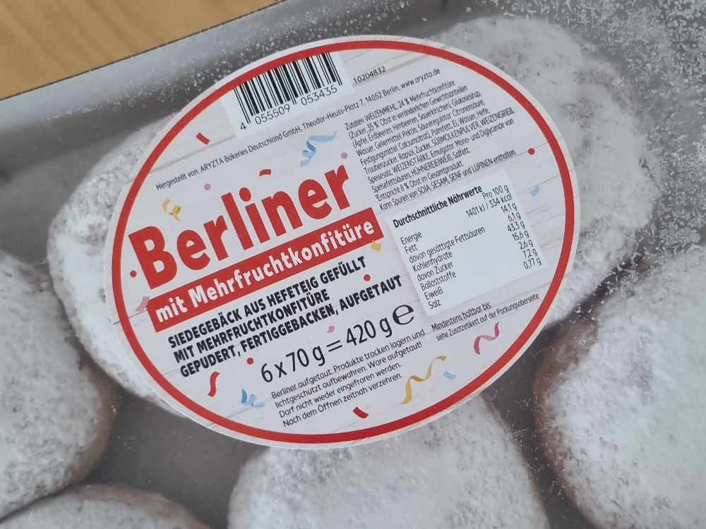 Berliner, mit Mehrfruchtkonfitüre von schwuppwupp | Hochgeladen von: schwuppwupp Berliner, mit Mehrfruchtkonfitüre von schwuppwupp | Hochgeladen von: schwuppwupp