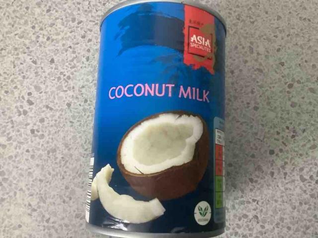 coconut milk by greendani | Uploaded by: greendani