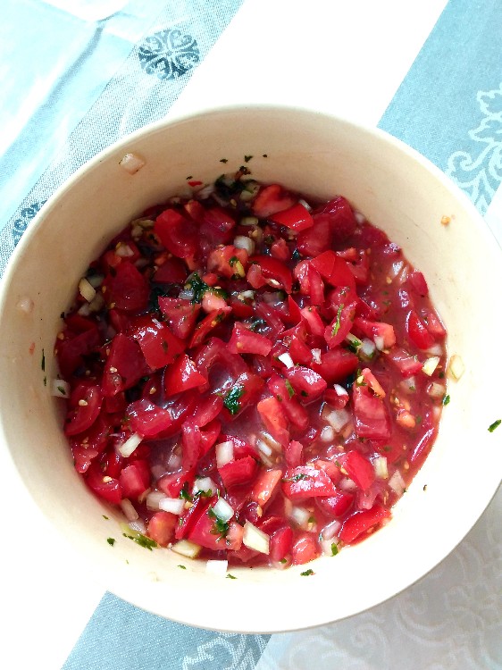 Verdammt leckerer Tomatensalat, tomatig  von Nini53 | Hochgeladen von: Nini53