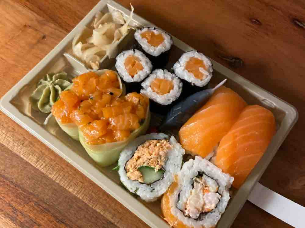 Lachs Box Sushi von erik.deirahola | Hochgeladen von: erik.deirahola