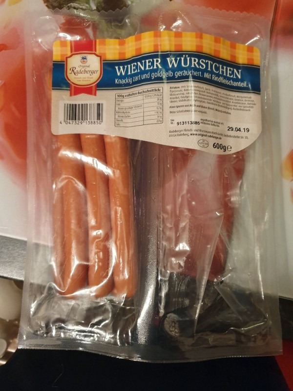 Wiener Würstchen, knackig, goldgelb, geräuchert von z0rn | Hochgeladen von: z0rn