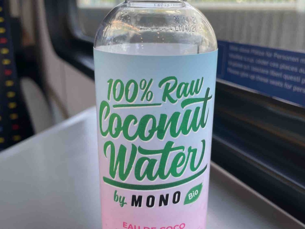 100% raw coconut water von Taebi | Hochgeladen von: Taebi
