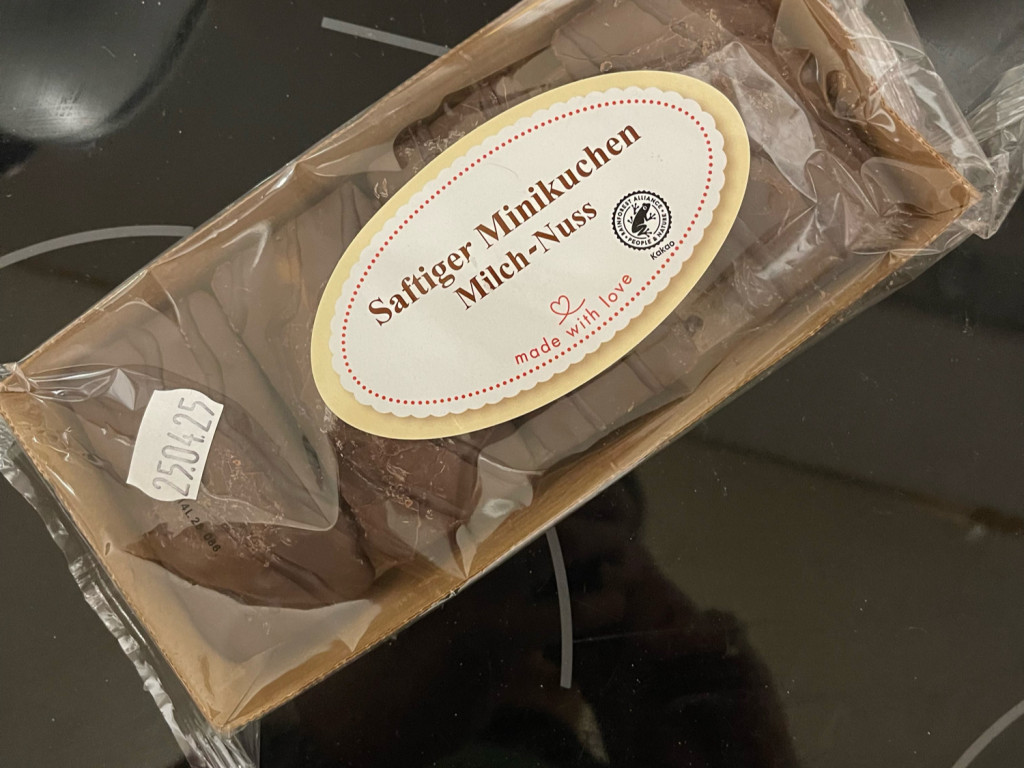 saftiger Minikuchen Milch-Nuss von Franzapp | Hochgeladen von: Franzapp saftiger Minikuchen Milch-Nuss von Franzapp | Hochgeladen von: Franzapp