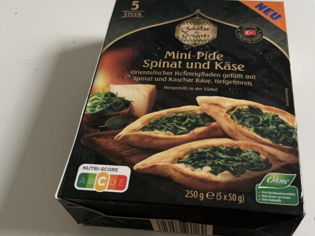 Mini-Pide, Spinat und Käse von Philipp31 | Hochgeladen von: Philipp31 Mini-Pide, Spinat und Käse von Philipp31 | Hochgeladen von: Philipp31