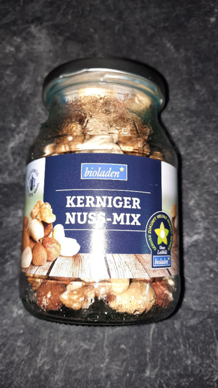 Kerniger Nuss-Mix, im Pfandglas von Foodfant | Hochgeladen von: Foodfant