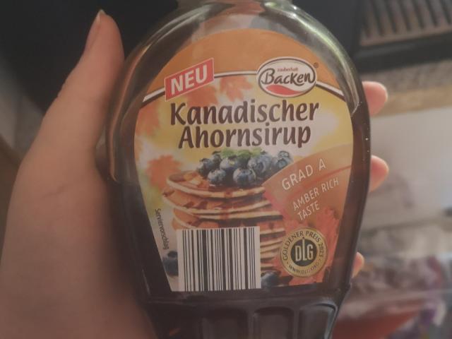 Hochgeladen von: SnakeyMei