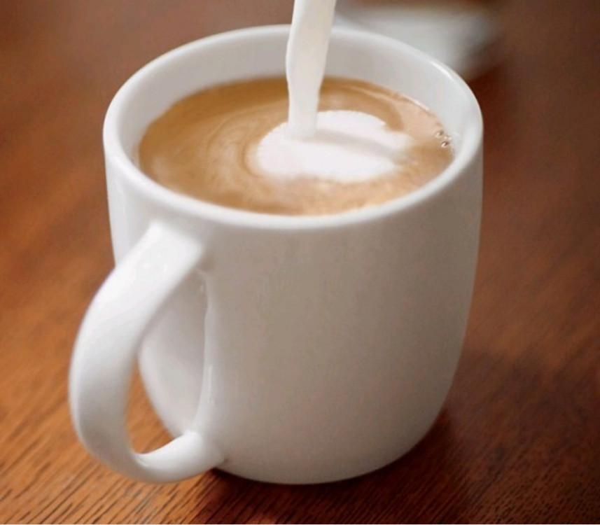 Kaffee mit viel Milch 3,5% von Lena 2.0 | Hochgeladen von: Lena 2.0