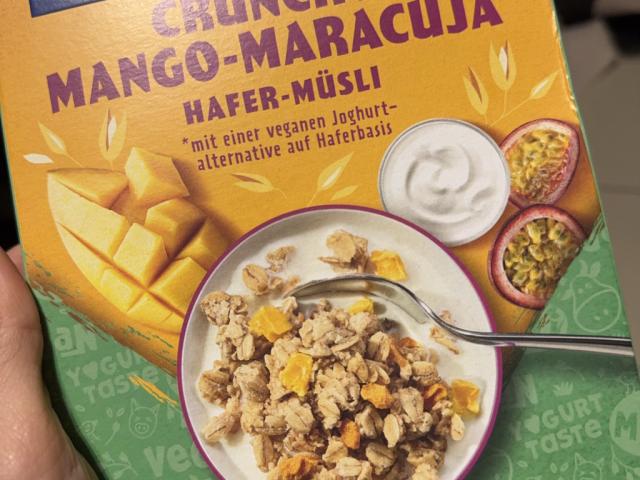 Crunchy Mango-Maracuja Hafer-Müsli by MiraG | Uploaded by: MiraG