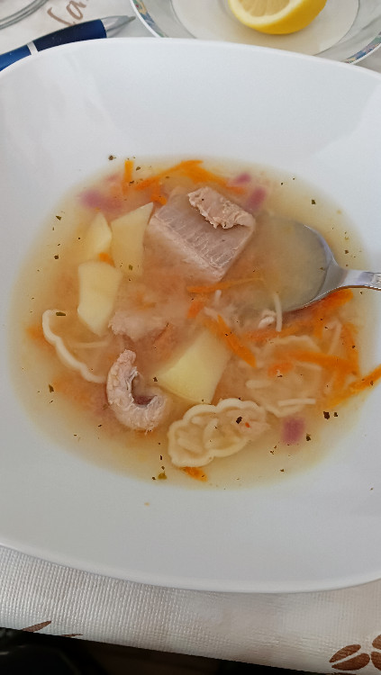 Sellerie Lachs Suppe, selbst gekocht von Ekaterini Coutri | Hochgeladen von: Ekaterini Coutri