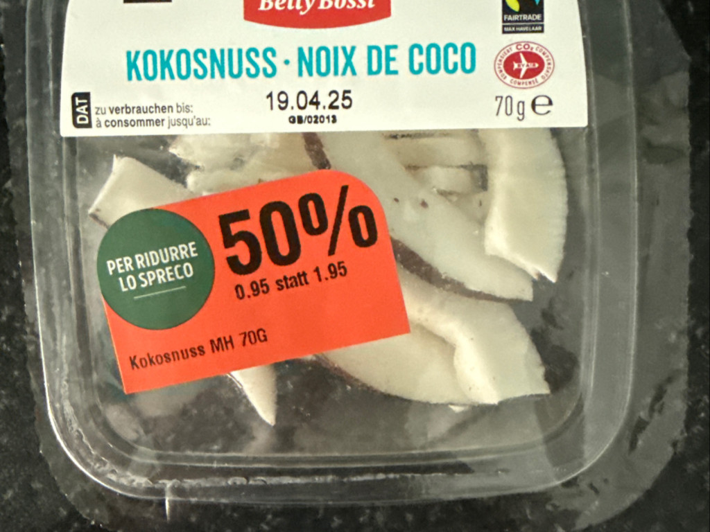 Kokosnussstücke von corsus | Hochgeladen von: corsus Kokosnussstücke von corsus | Hochgeladen von: corsus