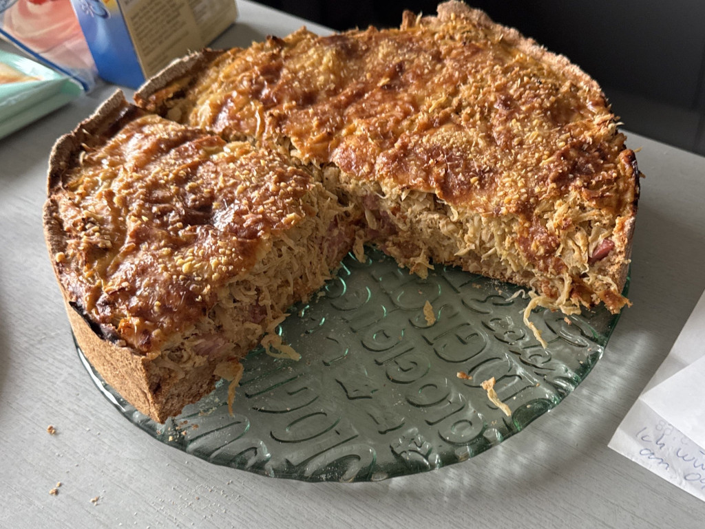 Sauerkraut-Quiche mit Kassler, Thermomix von Pit62 | Hochgeladen von: Pit62 Sauerkraut-Quiche mit Kassler, Thermomix von Pit62 | Hochgeladen von: Pit62