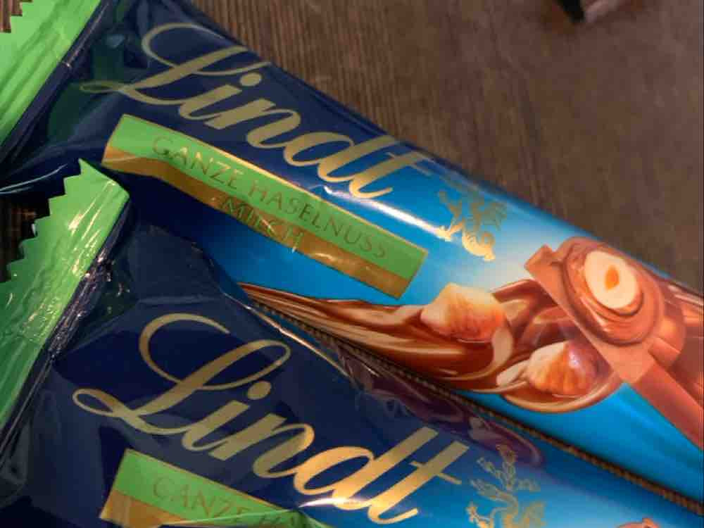 Lindt ganze Nuss, Milch von ilobatzi | Hochgeladen von: ilobatzi