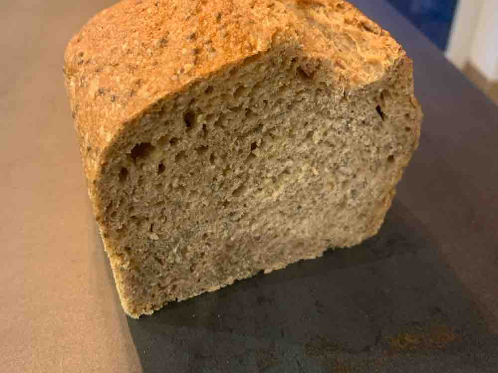 Chia Dinkel Brot von KristinaBecker | Hochgeladen von: KristinaBecker Chia Dinkel Brot von KristinaBecker | Hochgeladen von: KristinaBecker
