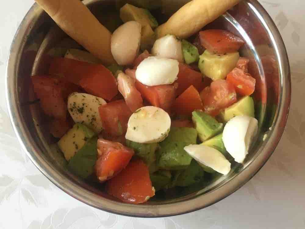 Avocado-Tomaten-Salat von lindnermari | Hochgeladen von: lindnermari