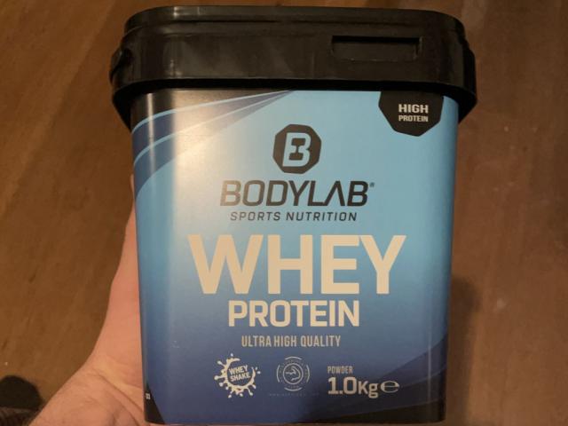 Hochgeladen von: consti187