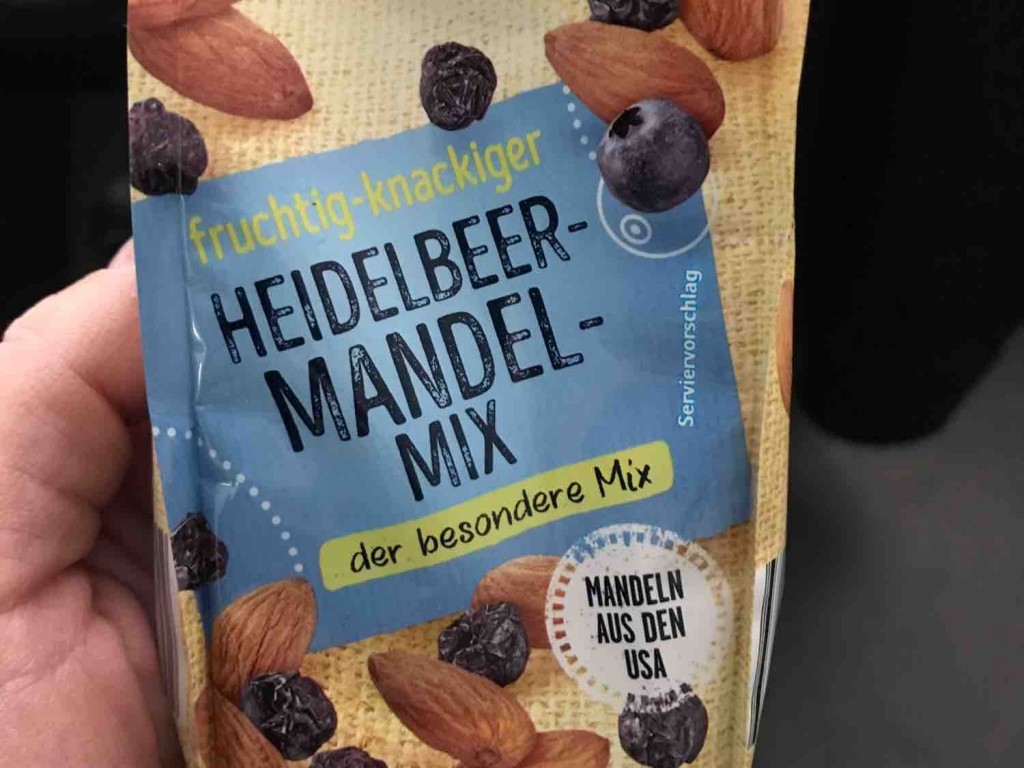 Heidelbeer-Mandel-Mix, Nuss-Frucht-Mix von mickeywiese | Hochgeladen von: mickeywiese
