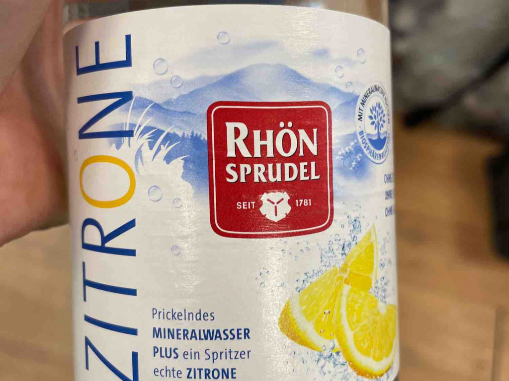 RöhnSprudel, Zitrone von Jelisabeth21 | Hochgeladen von: Jelisabeth21