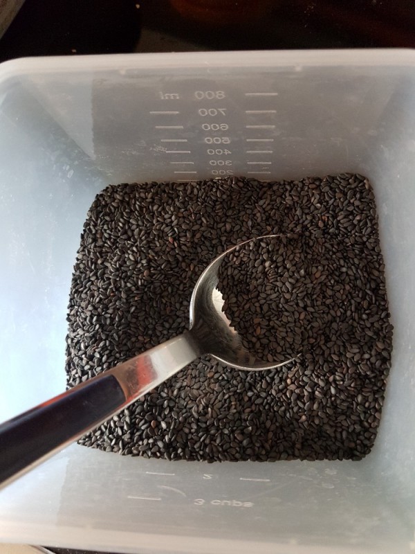 Sesam schwarz, aus kontrolliert biologischem Anbau von Simsala | Hochgeladen von: Simsala