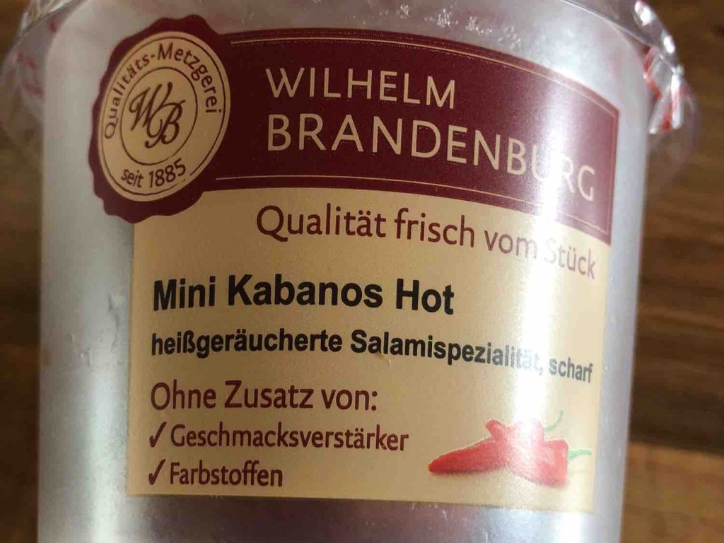 Mini Kabanos Hot, heissgetäucherte Salamispezialität, scharf  vo | Hochgeladen von: dorisch