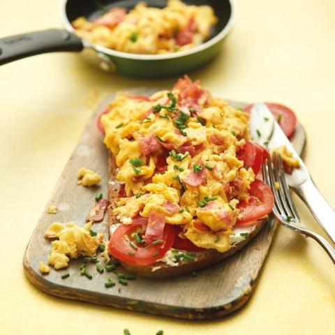 Brot mit Schinken, Tomate&Ei von SunshineMa | Hochgeladen von: SunshineMa